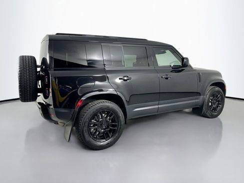 New 2026 Land Rover Defender 110 S image 5