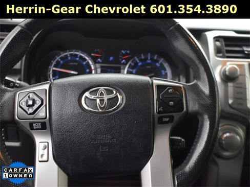 Used 2017 Toyota 4Runner SR5 Premium image 31