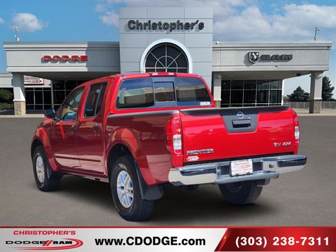 Used 2016 Nissan Frontier SV AWD/4WD image 5