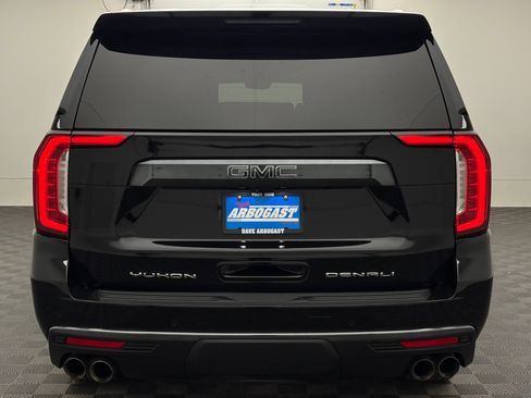 Used 2023 GMC Yukon XL Denali Ultimate w/ LPO, Floor Liner Package AWD/4WD image 10