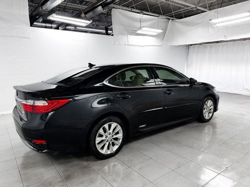 Used 2013 Lexus ES 300h image 6