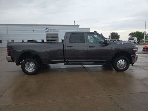 New 2026 RAM 3500 Tradesman image 9
