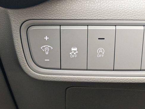 Certified 2023 Kia Soul LX image 17