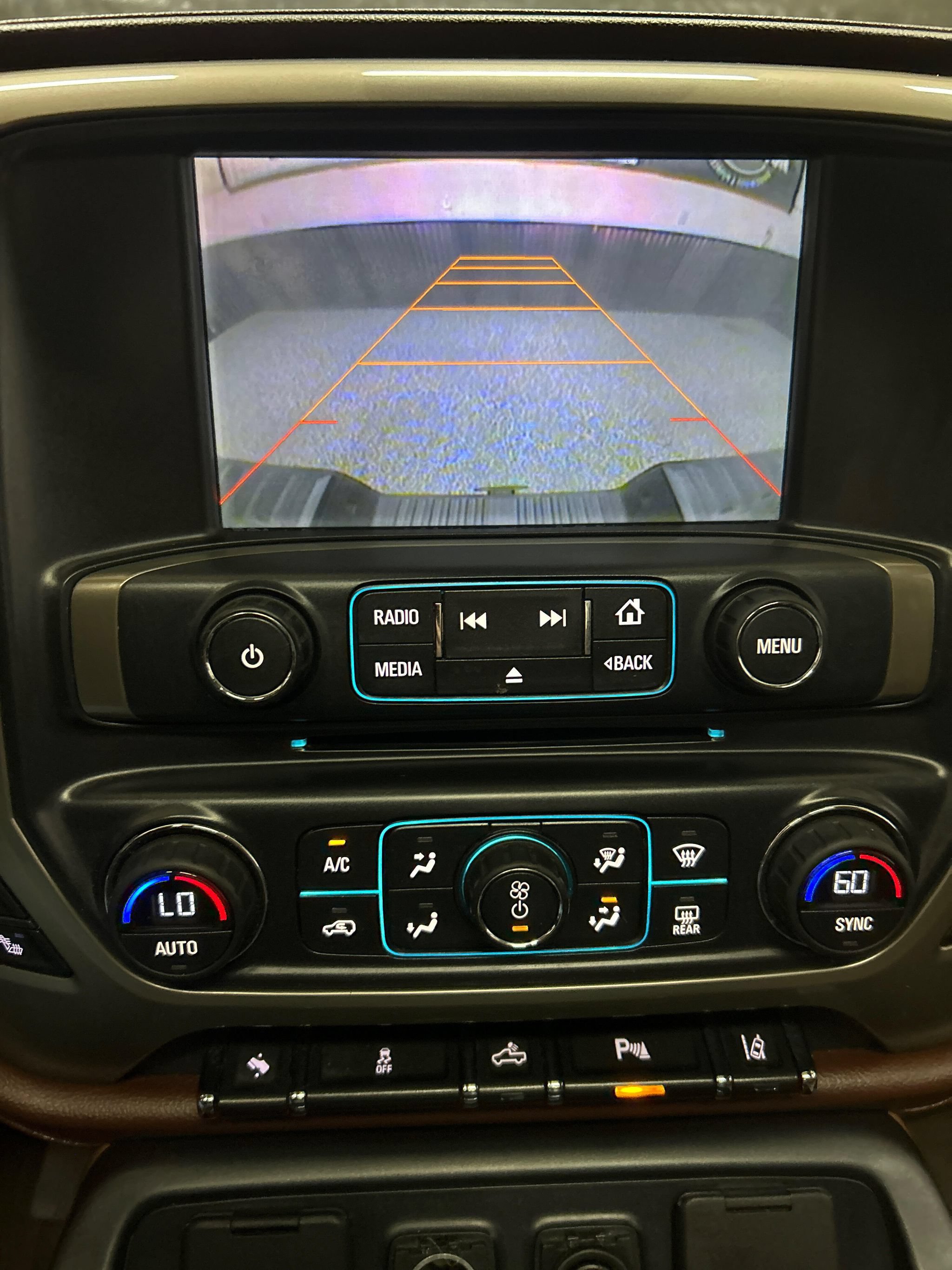 Used 2014 Chevrolet Silverado 1500 High Country AWD/4WD image 16