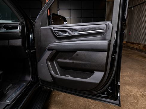 Used 2021 GMC Yukon Denali w/ Denali Premium Package image 37