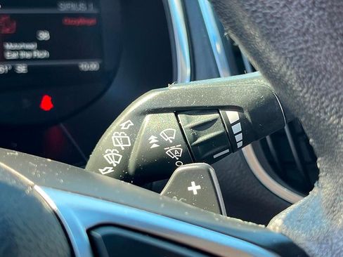 Used 2019 Ford Edge Titanium w/ Cold Weather Package image 29