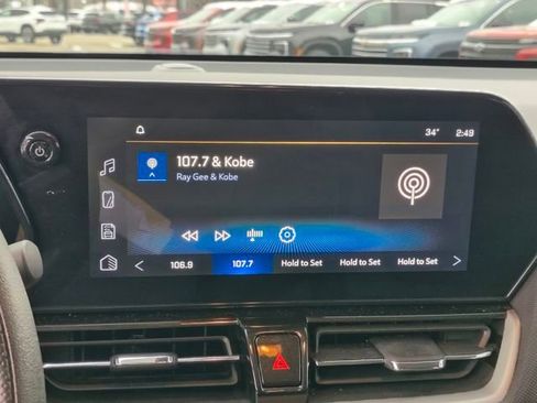 Used 2024 Chevrolet TrailBlazer LT image 4