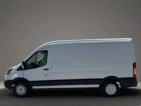 Used 2019 Ford Transit 150 148 Medium Roof RWD image 7