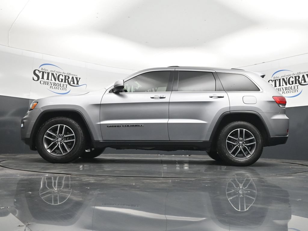 Used 2018 Jeep Grand Cherokee Laredo RWD image 29