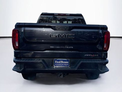 Used 2022 GMC Sierra 1500 AT4X image 6