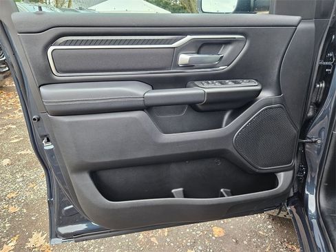 New 2026 RAM 1500 4x4 Crew Cab image 11