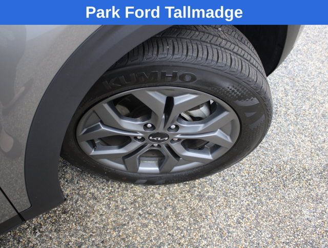 Used 2024 Kia Seltos S FWD image 27