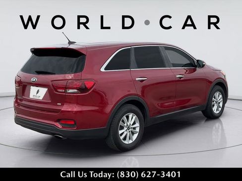 Used 2020 Kia Sorento LX FWD image 7
