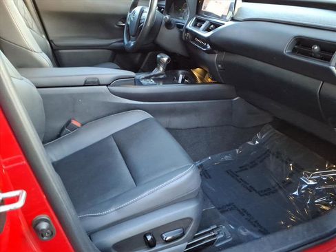 Used 2023 Lexus UX 250h AWD w/ Premium Package image 9