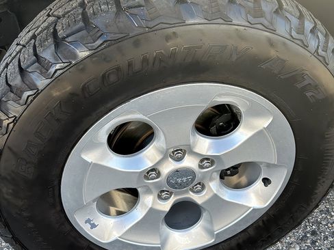 Used 2015 Jeep Wrangler Unlimited Sahara w/ Connectivity Group image 2