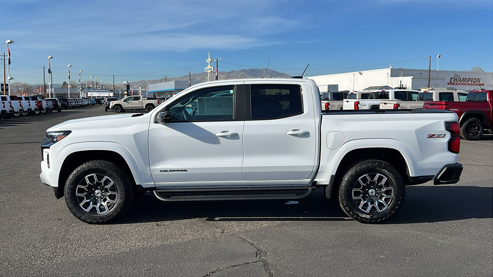 New 2026 Chevrolet Colorado Z71 w/ Technology Package AWD/4WD image 9