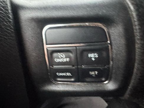 Used 2015 RAM 2500 Tradesman w/ Chrome Appearance Group AWD/4WD image 14