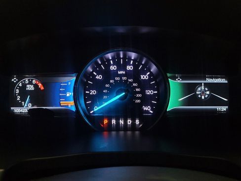 Used 2018 Ford Explorer Limited AWD/4WD image 23
