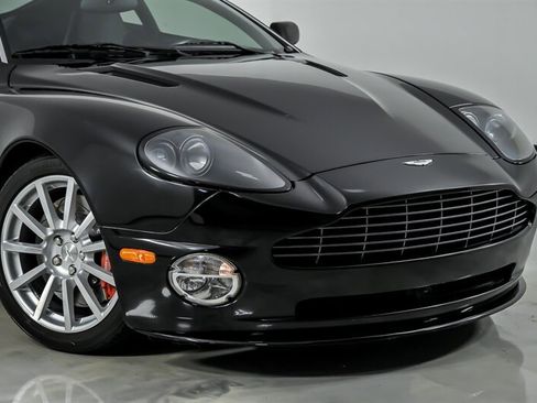 Used 2006 Aston Martin Vanquish S RWD image 3