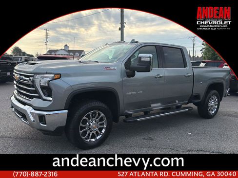 New 2026 Chevrolet Silverado 2500 LTZ w/ LTZ Premium Package AWD/4WD image 1