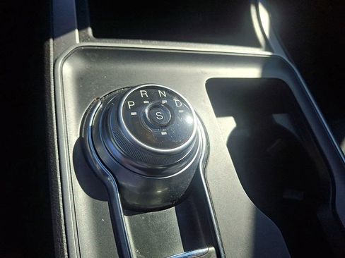 Used 2022 Ford Edge SE image 16