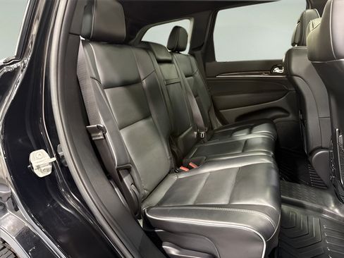 Used 2020 Jeep Grand Cherokee Overland AWD/4WD image 34