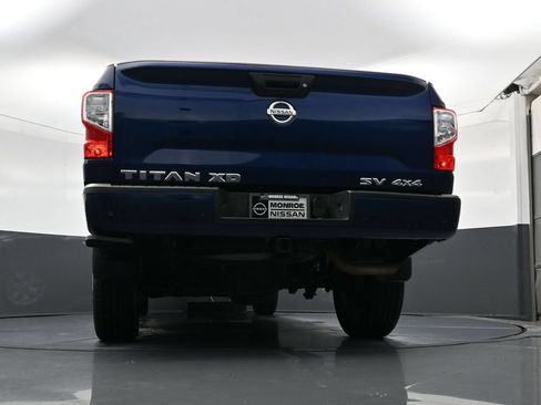 Used 2022 Nissan Titan SV w/ SV Convenience Package AWD/4WD image 23
