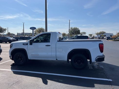 Used 2024 GMC Sierra 1500 Pro w/ Pro Value Package image 11