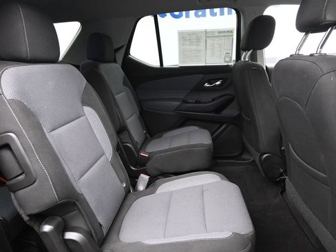 Used 2019 Chevrolet Traverse LT image 7