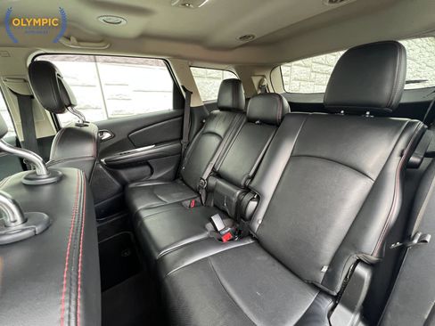 Used 2019 Dodge Journey GT image 36