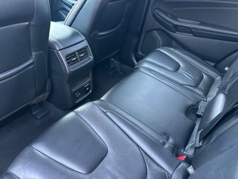 Used 2022 Ford Edge Titanium image 12