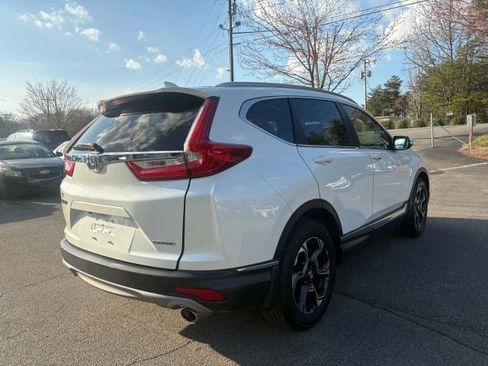 Used 2018 Honda CR-V Touring image 5
