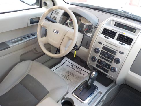 Used 2008 Ford Escape 4WD Hybrid image 21