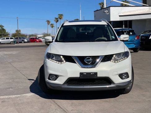 Used 2014 Nissan Rogue SL w/ SL Premium Package image 2