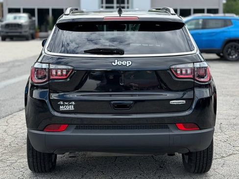 Used 2023 Jeep Compass Latitude AWD/4WD image 4