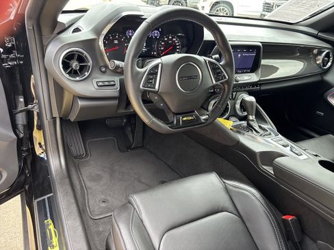 Used 2023 Chevrolet Camaro SS RWD image 14