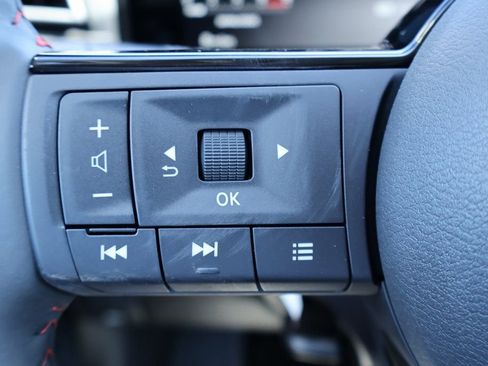 New 2026 Nissan Kicks SR image 10