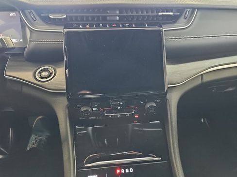 Used 2021 Jeep Grand Cherokee L Limited image 22