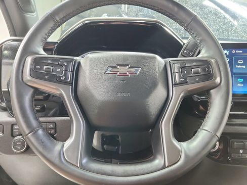 Used 2024 Chevrolet Silverado 2500 ZR2 w/ Technology Package AWD/4WD image 24
