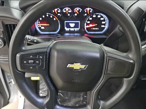 Used 2024 Chevrolet Silverado 2500 Custom RWD image 12