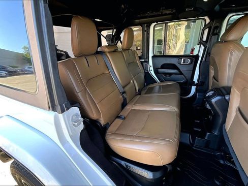 Used 2021 Jeep Wrangler Unlimited Sahara w/ Safety Group AWD/4WD image 25