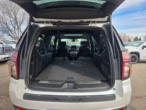 Used 2021 Chevrolet Suburban High Country w/ Premium Package image 22