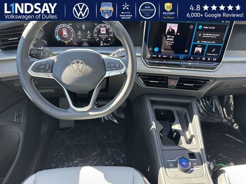 New 2026 Volkswagen Tiguan SE image 10