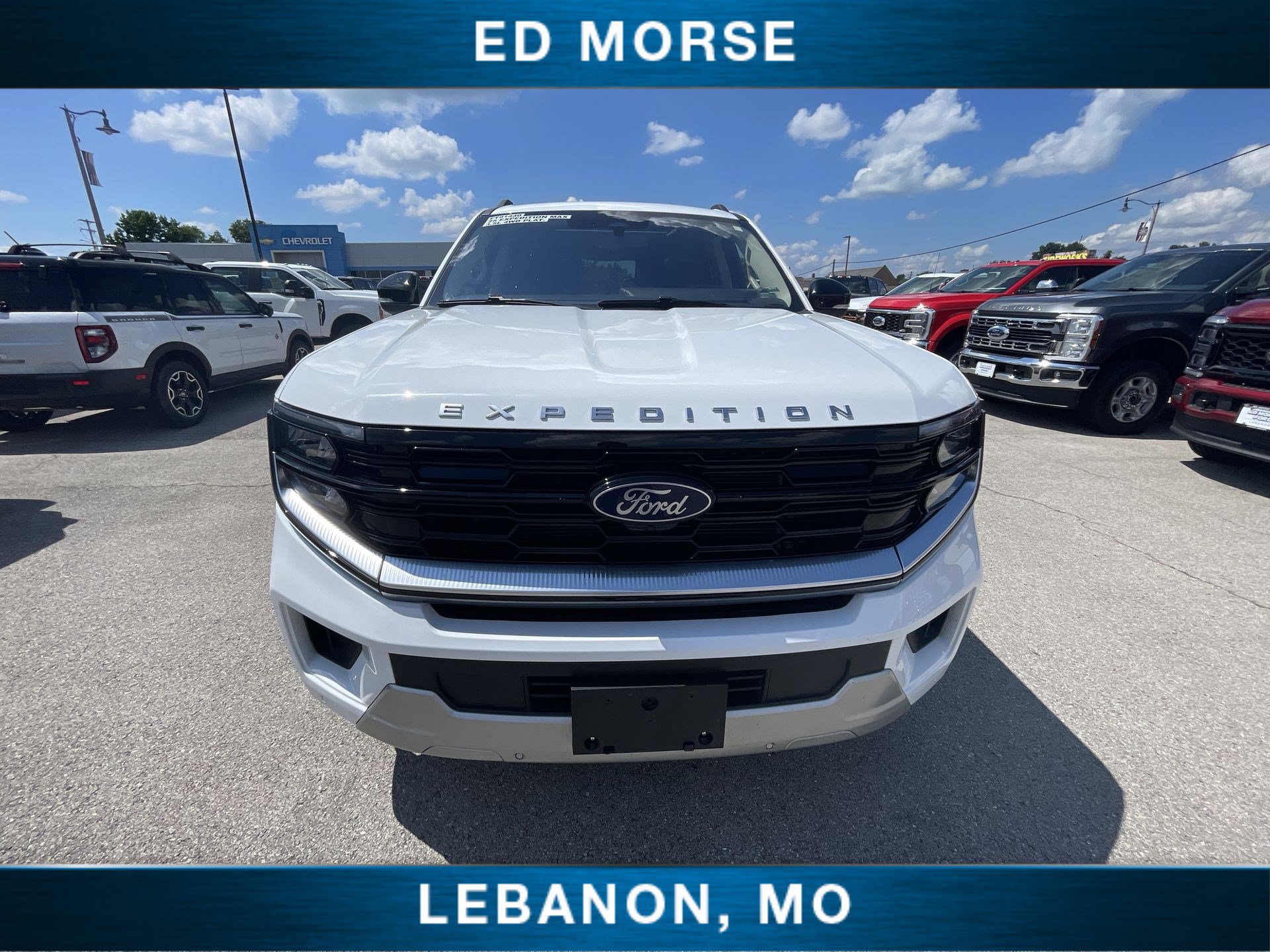 Used 2025 Ford Expedition Max Platinum AWD/4WD image 3