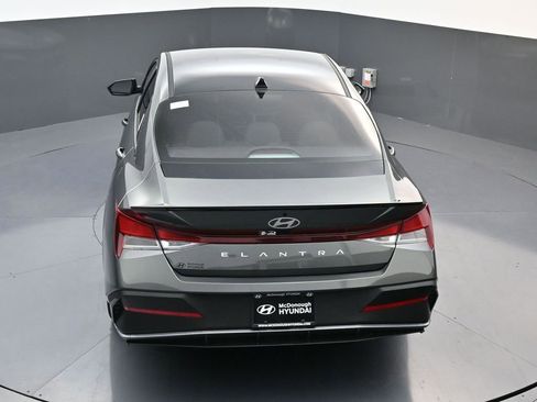New 2026 Hyundai Elantra Sport image 21