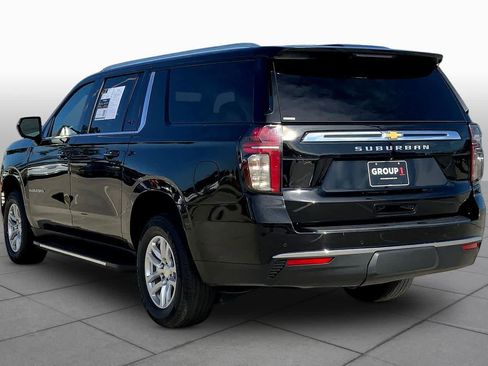 Used 2023 Chevrolet Suburban LS RWD image 11