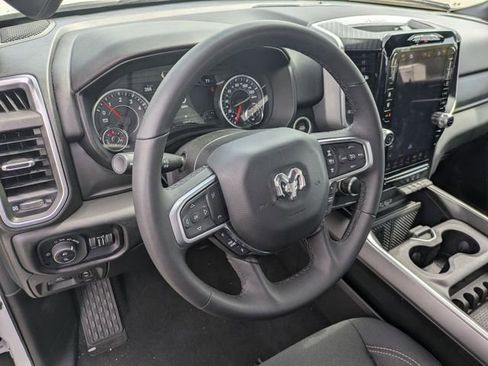 Used 2025 RAM 1500 Big Horn AWD/4WD image 15