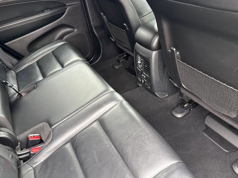 Used 2019 Jeep Grand Cherokee Limited AWD/4WD image 20