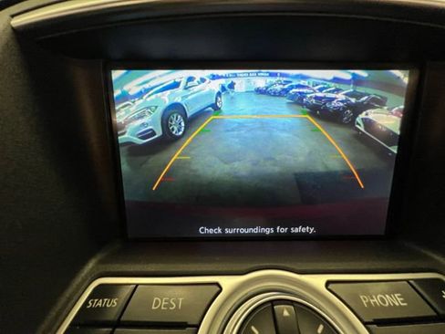 Used 2010 INFINITI G37 Sport w/ Premium Pkg image 12