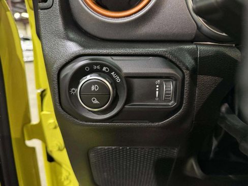 Used 2023 Jeep Gladiator Mojave w/ LED Lighting Group image 32